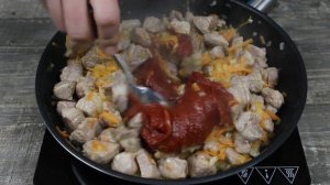 Гуляш из свинины по-советски с вкуснейшей подливкой