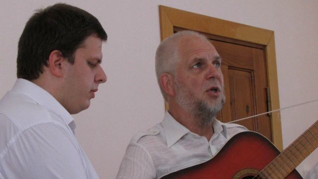 Синее небо и крест на холме  дуэт Матвейчук смотреть онлайн