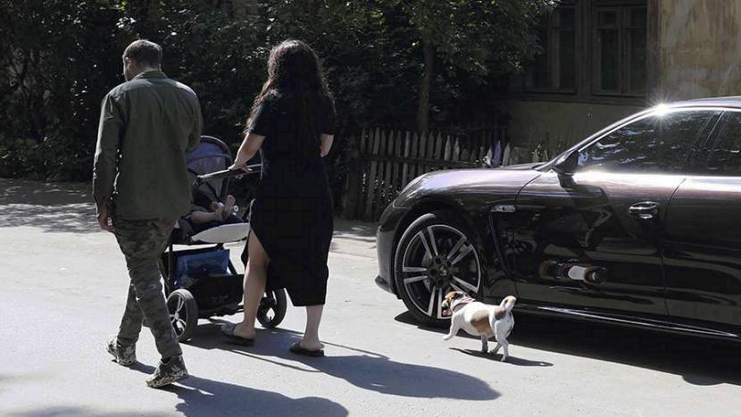 Минпромторг расширил программу льготных автокредитов на семьи с двумя детьми