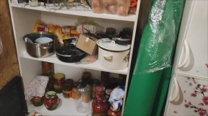 Шкаф из стеллажа.