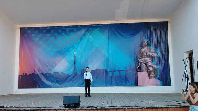 Наталья Майданик "Почему, дедуля, у тебя слеза"исп. Владислав Долгалев (Театральная студия "Дебют")