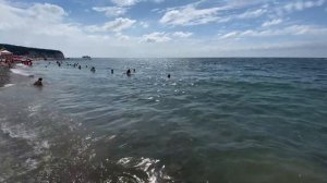 ОФИГЕТЬ НАРОДУ на МОРЕ! ДИВНОМОРСКОЕ! ПОГОДА 18.09.2021! БОЛЬШОЙ ГЕЛЕНДЖИК!