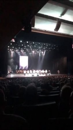 1000261436.mp4 Хор Сретенского Монастыря-,,Жди меня домой"