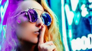 Музыка Песни Клипы слушать бесплатно лучшая подборка музыкальных хитов года 2025 Яндекс MUSIC Music