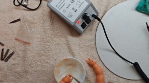 Ремонт покусов на руках у куклы ГДР