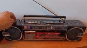 HITACHI TRK-W4S или NATIONAL RX-FW20F сравниваем