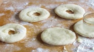 Быстрые пончики на кефире