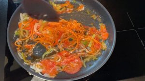 Жареная ЛАПША из ДОШИРАКА с овощами | пища богов