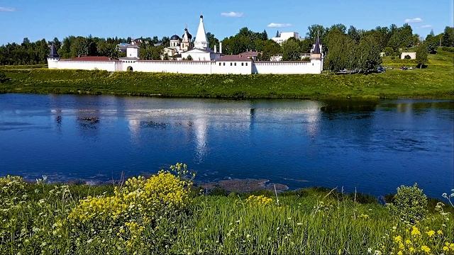 Ста́рицкий Успе́нский монастырь