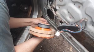 Замена штатных динамиков в Deawoo Matiz на DL Audio Barracuda 165