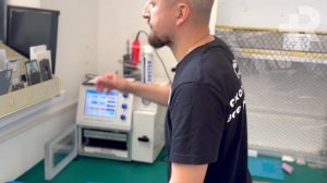 Оборудование для переклейки дисплеев телефонов в Ека?