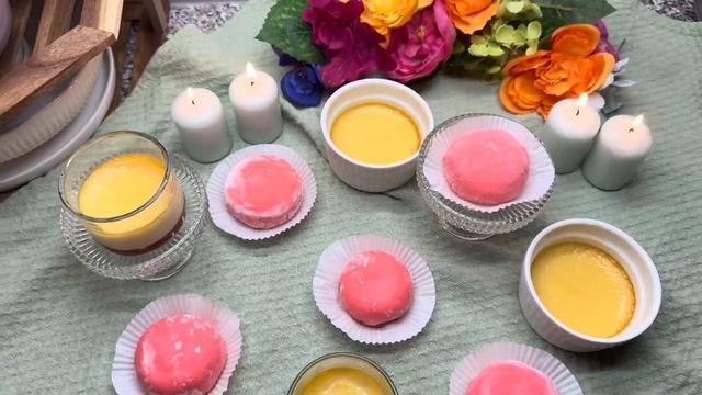 Готовим быстро: клубничные моти и карамельный пудинг