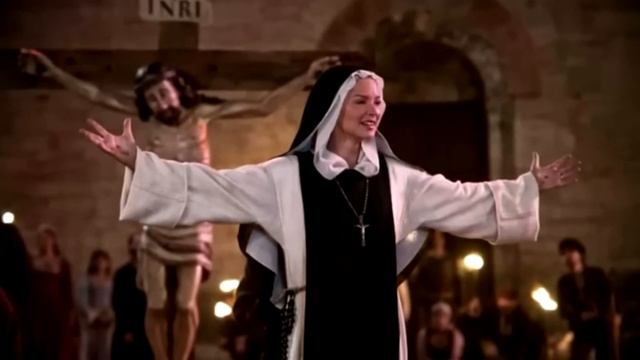 Монахиня не знала что её снимает камера. Посмотрите, ч? смотреть онлайн