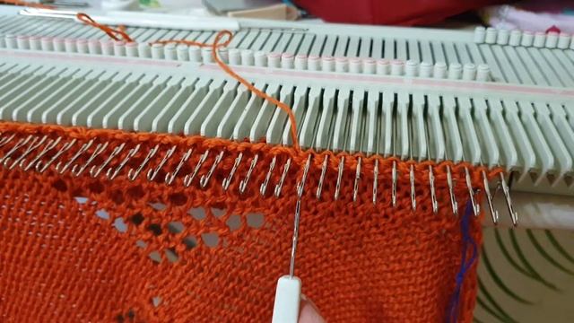 Закрытие петель через иглу на LK-150 смотреть онлайн