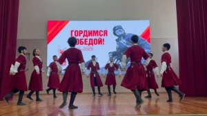 Ансамбль национального танца СКГА «Снежные вершины» с танцем «Дагестанский мужской перепляс»