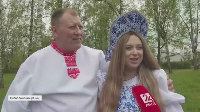 ЛенТВ24: Свадьба и квартира в придачу: героя Ленобласти поздравили с началом семейной жизни