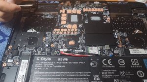 Ноутбук AORUS 17X AZF Внеочередная замена термоинтерфейса.