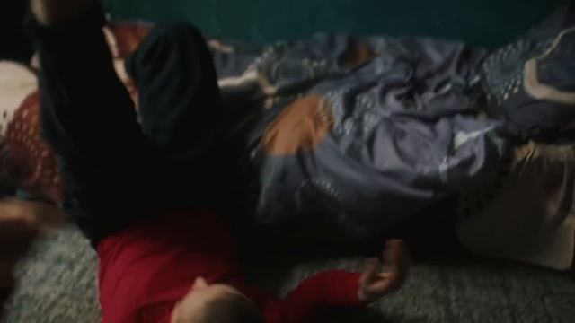 Гуф, A.V.G - Спонсор твоих проблем (Клип 2024) / Черная Весна смотреть онлайн