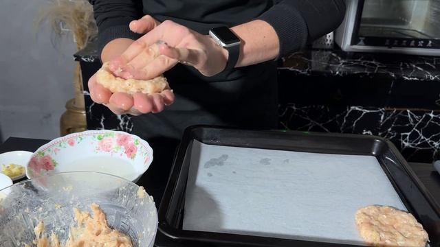 Куриные гнезда с ананасами и сыром смотреть онлайн