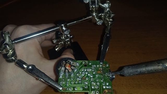 Выпаять разъём для наушников с платы смотреть онлайн