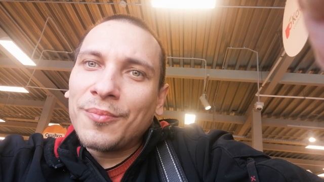 Почему нельзя покупать китайские компьютерные монито смотреть онлайн