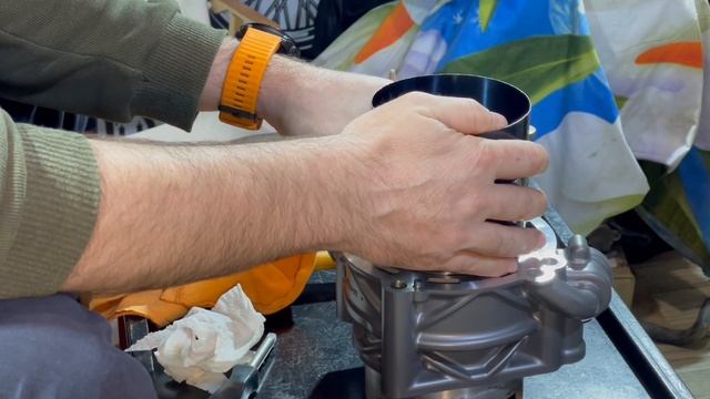 HUSQVARNA 701 Замена ЦПГ смотреть онлайн