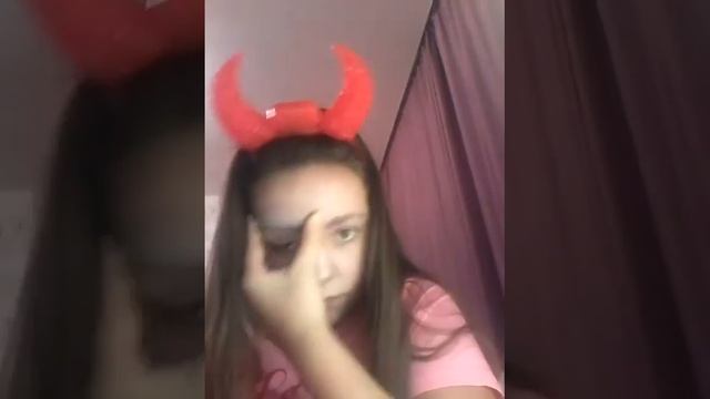 Продолжение макияжа сделала КЛОУНА смотреть онлайн