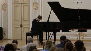 Тимофей Харитоненко. Шахматная соната для королевы. Исп. автор