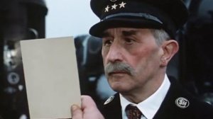 Пуаро Агаты Кристи (6 сезон 3 серия)