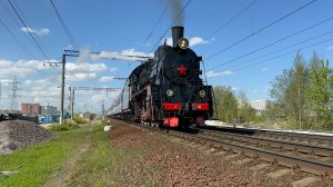 "Ретро!" Паровоз Эр796 - 46 с поездом "Рускеальский экспресс" и тепловозом ТЭП60 - 0904 на перегоне