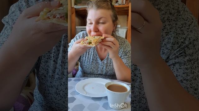 Мукбанг. Пицца на лаваше🍕, кофе☕️