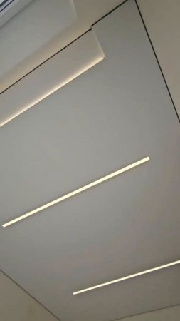 Натяжные потолки в ЖК «Красная Площадь» с подсветкой