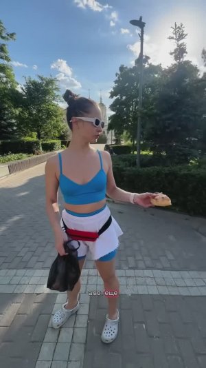 Влог  «Кормим голубей» 😍