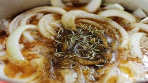 Говядина тушенная в пиве с луком