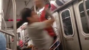 Просто танцор в метро Нью-Йорка