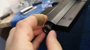 штатная фиксация пробки поджима пружины ударника аль?