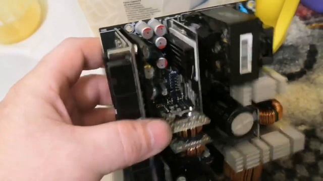 Обзор COUGAR AURIC смотреть онлайн