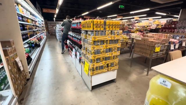 Турки сносят полки в Tahtakale маркете. 1000 вкусных товаров смотреть онлайн