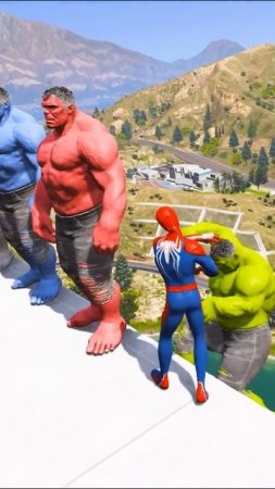 GTA 5 Эпичные прыжки Человека-паука с тряпичными куклами в воде