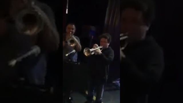 Саундчек в Ессентуках. Вспомнили славную старушку-песню — Леонид Агутин смотреть онлайн