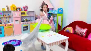Мистер Макс Катя готовится к вечеринке с подружками
