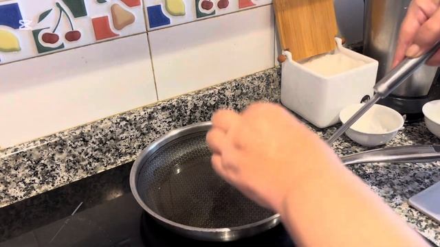 Креветки в сливочно-чесночном соусе! смотреть онлайн