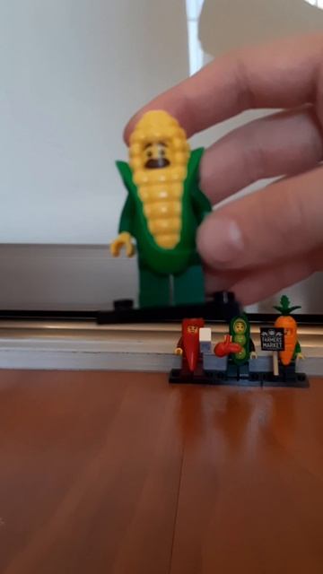 LEGO Minifigures Костюмы овощей    