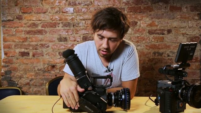 Обзор камер Red Scarlet и Sony FS700 смотреть онлайн