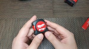 Компактные рулетки : MILWAUKEE  2m/6Ft ,art.48-22-5502; MILWAUKEE 3m/10Ft Led Ligh