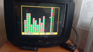Игра на старом телевизоре LG Golden Eye