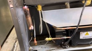 Bosch 5 лет утечка фреона Ремонт Диагностика