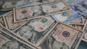 Reuters: ЕС продолжит поиски взаимовыгодной сделки с США после отсрочки пошлин