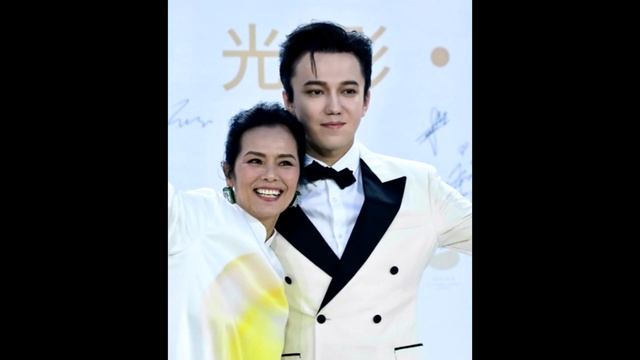 КРАСИВАЯ ПАРА НА КРАСНОЙ ДОРОЖКЕ / ДИМАШ И ВЭЙ ВЭЙ смотреть онлайн