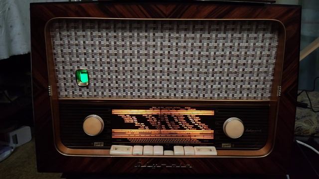 Вечерний Кишинев. Средние Волны на ламповый радиоприе смотреть онлайн